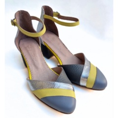 Guillermina You con taquito gris - comprar online