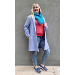 Buzo plush rojo mangas tul de lentejuelas