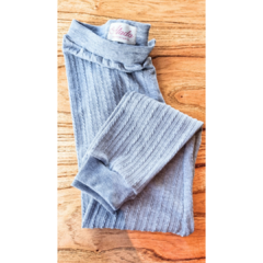 Pantalón legging tejido trenzas chupín