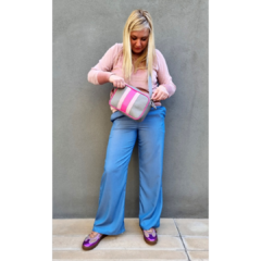 Bandolera gris tiras lila/fucsia - tienda online