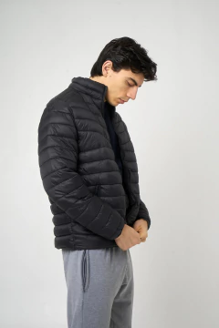 Campera Unq Slim - Negra - tienda online