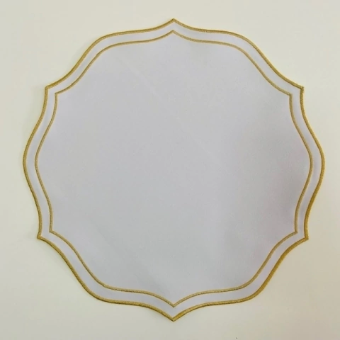 Americano bordado redondo branco/fio dourado