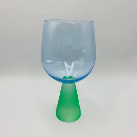 Taça de Vidro Triângulo Colorida 550ml - comprar online