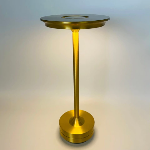 Luminário de mesa metal dourada Led Usb 28x13cm - comprar online