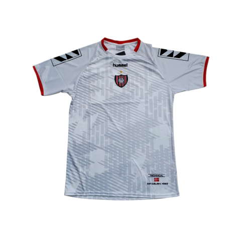 Remera Pre Match Chacarita Jrs. Hummel - comprar online