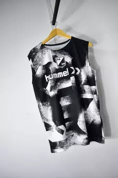 Musculosa Deportiva Central Norte Hummel 2024