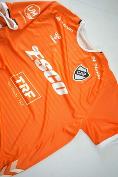 Imagen de Camiseta Platense Arquero Naranja Hummel 2024