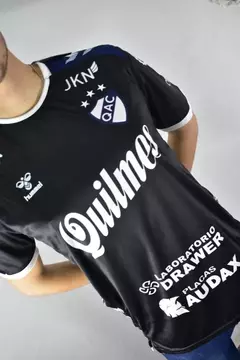 Camiseta Quilmes Arquero Negra Hummel 2024 - comprar online
