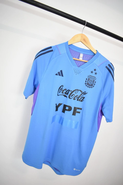 Remera Entrenamiento Utileria Adidas Argentina