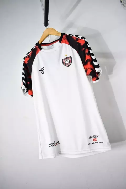 Remera Pre Match Chacarita Hummel