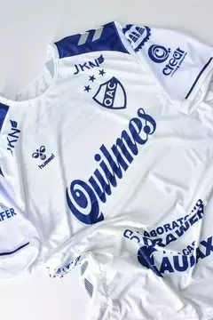 Camiseta Quilmes Titular Hummel 2024 en internet
