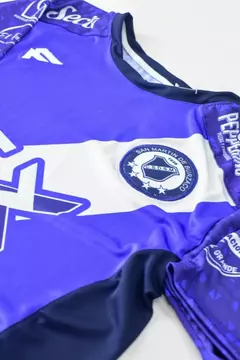 Camiseta San Martín de Burzaco Fanáticos Titular 2024