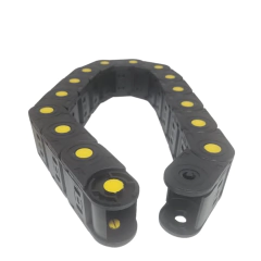 Esteira porta cabos fechada, modelo 35x50x1000mm, com detalhes em amarelo.
