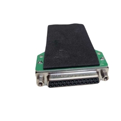 Adaptador fêmea DB25 com 25 vias, ideal para conexões de dispositivos eletrônicos.