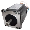 Motor de passo NEMA 23 trifásico com especificação de torque de 15 kgf.cm, vista frontal mostrando o eixo.