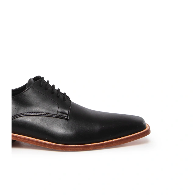 Zapato munich negro de Puerto Blue — imagen 4