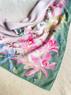 Pañuelo Orquídeas Verde 70x70