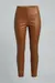 CALÇA RESINADA SKINNY C/ NERVURA - Clecia Fashion