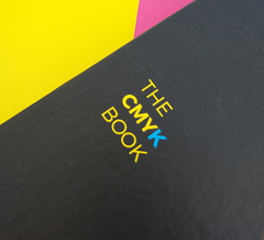 CMYK BOOK - BLACK COSIDO - Tienda Efecto Berenjena
