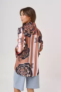Camisa Linda Roses Tostado en internet