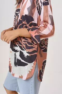 Camisa Linda Roses Tostado - comprar online