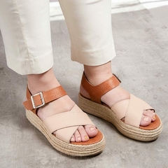 Sandalias Chascomús nude y suela