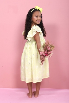 Vestido Kamilla bordado lima na internet