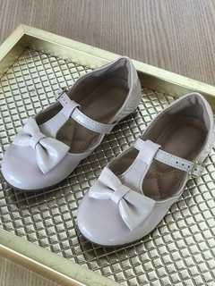 Sapatilha Verniz Creme - comprar online