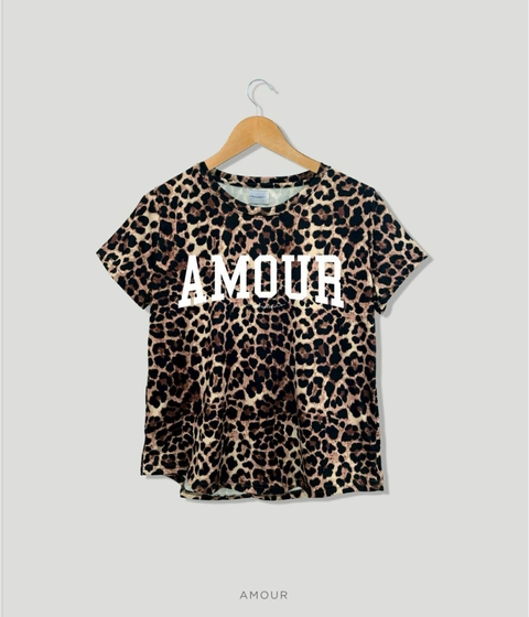 REMERA PRINT AMOUR