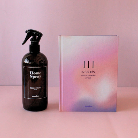 Combo que incluye sray aromatizador y journal mindful 111 atardecer