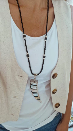 Collar cristal cuerno