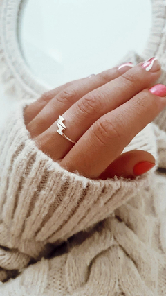 Anillo doble rayito