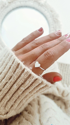 Anillo corazon chato