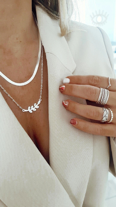 Collar plumita shine - Coquetas Accesorios