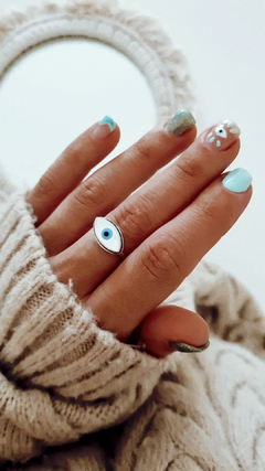 Anillo ojo nacar