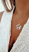 Collar mundi