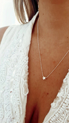 Collar bolitas star