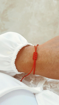 Pulsera lucky roja en internet