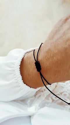 Pulsera lucky negra - comprar online