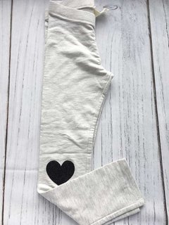 Calza H&m Gris Con Detalle De Corazón En Las Piernas Talle 7