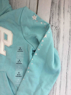 Campera Gap Con Capucha Talle 6/7. en internet