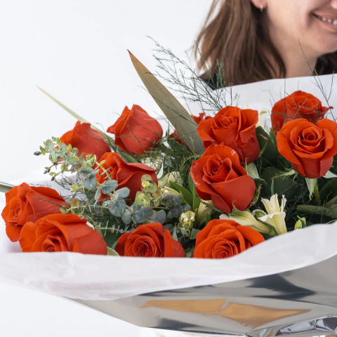 Ramo de 12 Rosas Rojas