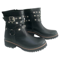 Botas Emilia en internet