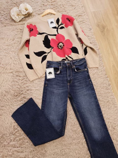 Sweater Flor en internet