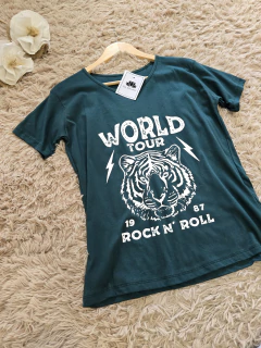 Remera Leon verde en internet