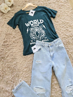 Remera Leon verde - Las Barchelas