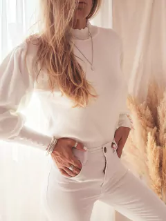 Polera Julieta Blanca en internet