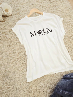 Remera Moon - comprar online
