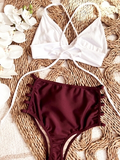 Bikini Esmeralda en internet