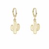 Argola com pingente de cactos dourado